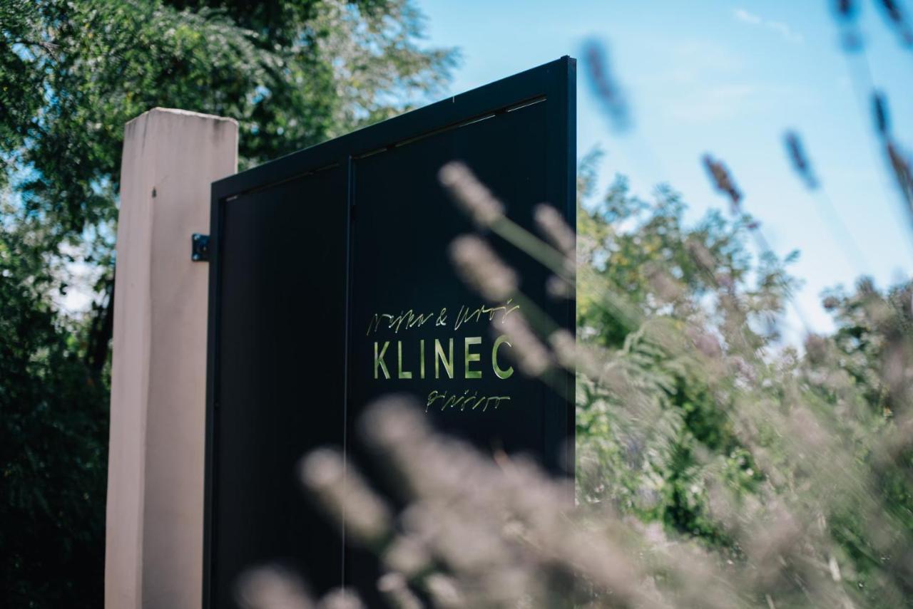 دوبروفو Klinec Plesivo Art Rooms المظهر الخارجي الصورة
